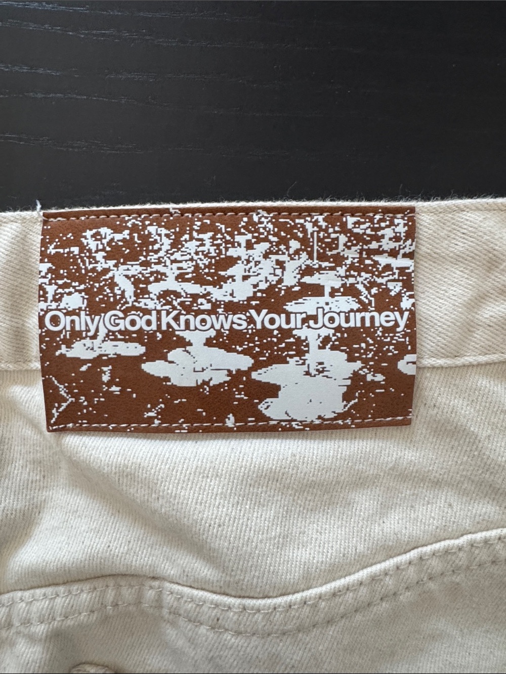 Maljie Only God Knows Your Journey Khaki Jeans size 30 - Picture 2 of 6